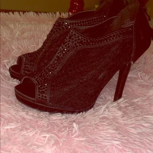 De Blossom Collection Black Heels